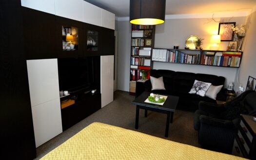 Mieszkanie 3 pokoje + osobna kuchnia, Klimatyzacja