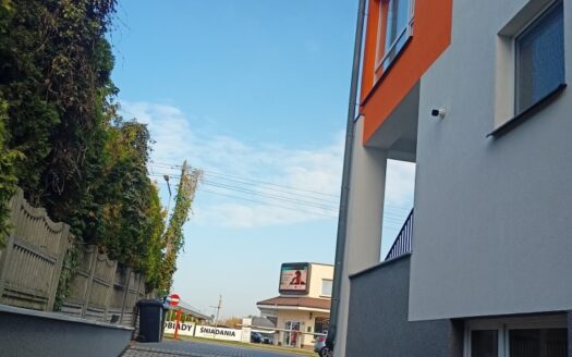 LOKAL USŁUGOWO–HANDLOWY 509 m² LUBOŃ /POZNAŃ