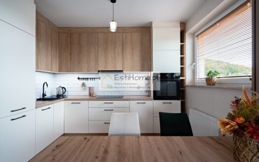 Reda, dwupoziomowe mieszkanie z tarasem i balkonem