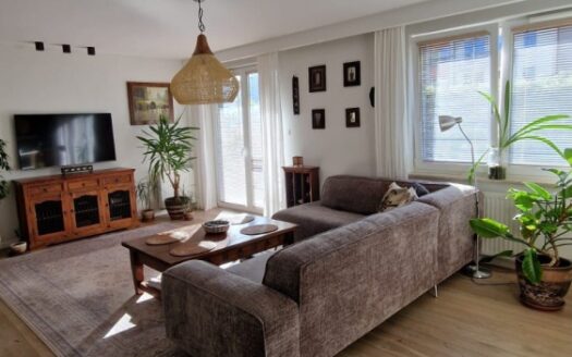 Mieszkanie z dużym ogrodem Chwarzno – Wiczlino