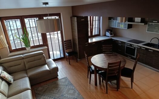 Niższa cena! Mieszkanie dwupoziomowe Nadbystrzycka