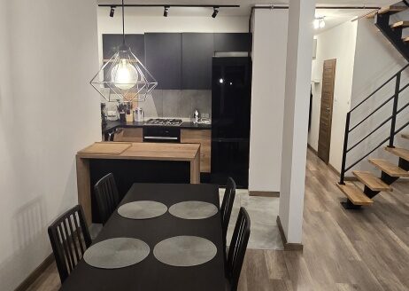 Okazja – Apartament 160m2 – 2 poziomy z kominkiem !