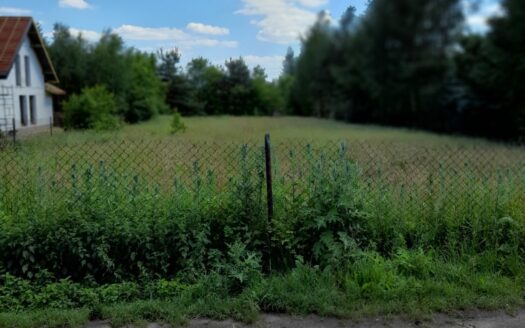 Sprzedam działkę z pozwoleniem na budowę