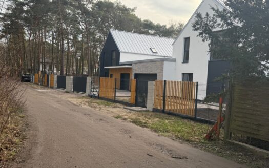 DOM 175m +520 Dzialka