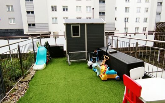 Atrakcyjne mieszkanie z ogródkiem!