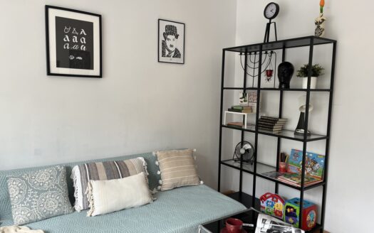 Kawalerka w Centrum Warszawy, słoneczna i cicha