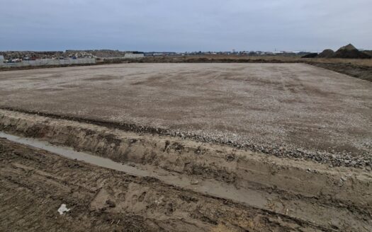 Działka przemysłowa utwardzona