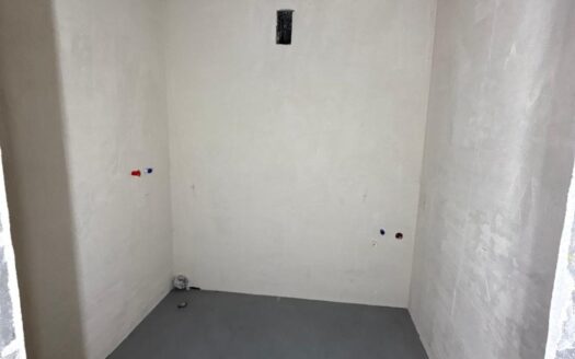 Lokal 31 m² z dużym balkonem Bliska Szyndzielnia