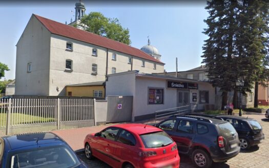 Wynajem lokalu 347m² parking brama wjazdowa garaż