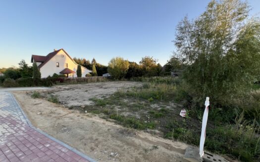 Działka budowlana przy obwodnicy Krasnegostawu.