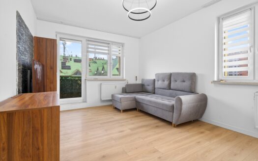 Słoneczne mieszkanie 4pok z balokem i piwnicą