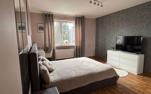 Częstochowa, Wrzosowiak, ul. Cisowa, piętrowy,