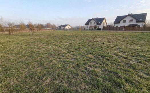 Przestronne działki budowlane w Kiekrzu