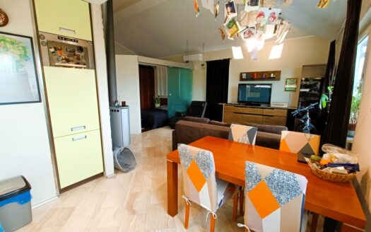 Mieszkanie 52,6 m2, wysokie, Metro, garaż