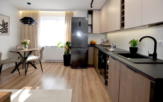 Nowe 1 Piętro 2 Pokoje Duża Piwnica Bez Prowizji