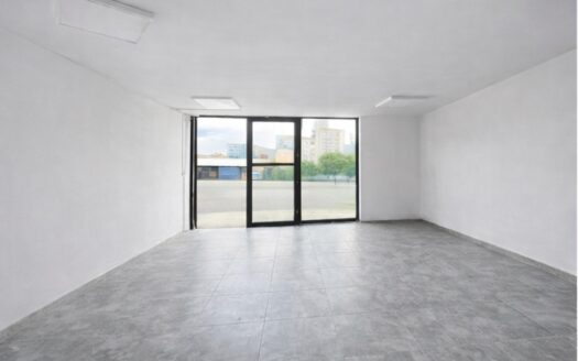 Handlowo Usługi Czerniakowska róg Bartyckiej 60 m2