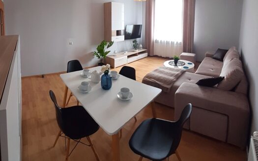 CENTRUM Komfortowe 2 pokoje 52m2 w cichym podwórzu