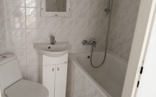 ŁADNA KAWALERKA NA ŻOLIBORZU BLISKO METRA