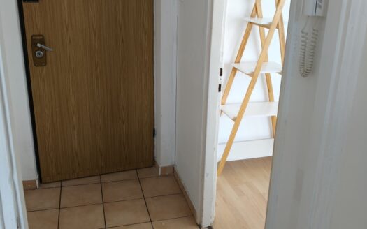 ŁADNA KAWALERKA NA ŻOLIBORZU BLISKO METRA