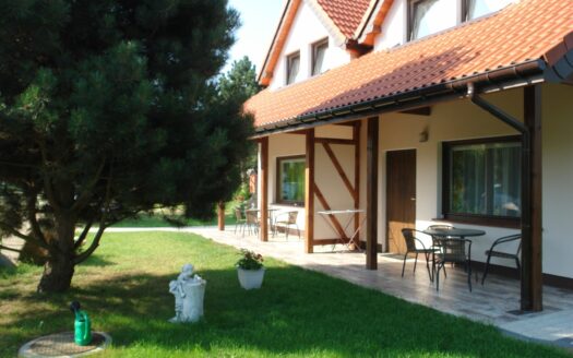 Dom jednorodzin(4 apartamenty)nad morzem-Sarbinowo