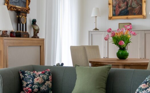 3 balkony/75 m2/2 miejsca w garażu/Komórka 10 m2