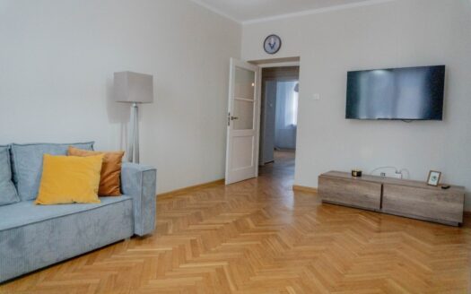 CICHE PRZESTRONNE/ Rondo ONZ/ ŚRÓDMIEŚCIE /3 POK