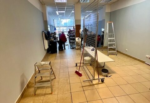 Wynajmę Lokal Handlowo 79m2 ul. Modrzejowska