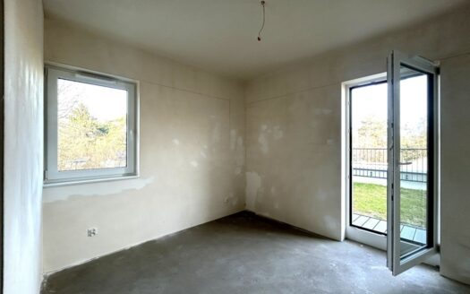 Sprzedam nowe 3 pokojowe mieszkanie z 2 tarasami.