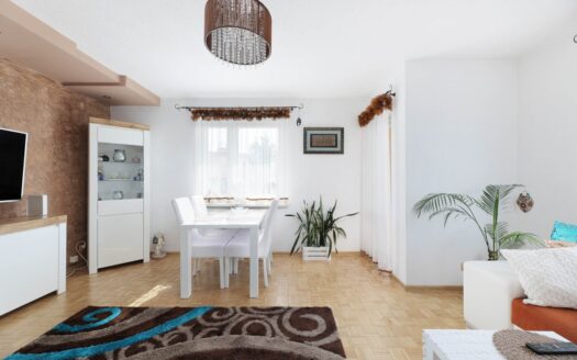 Rozkładowe mieszkanie + 25 m2 strychu w centrum