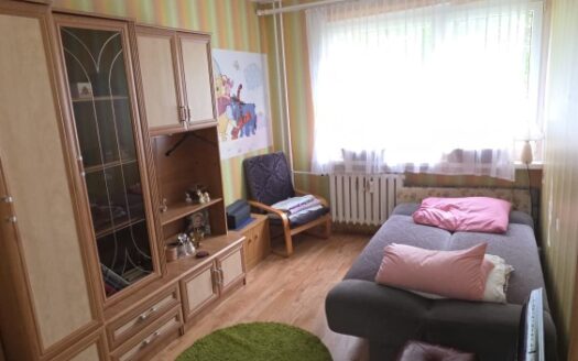 Mieszkanie na parterze 4 pokoje