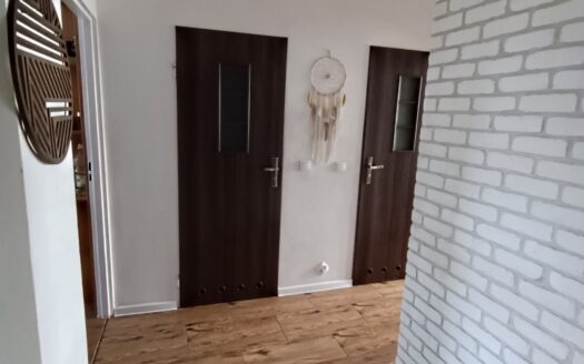 Mieszkanie 3 pokojowe oraz garaż
