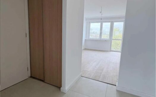 4-pokojowe mieszkanie po remoncie w centrum Błonia
