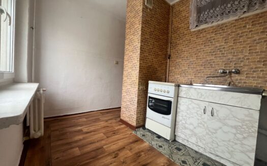 1 pok z widną kuchnią/2 pok z aneksem, piwnica 4m²