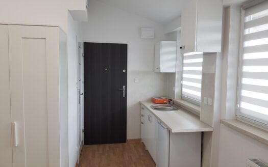 BEZCZYNSZOWA garsoniera w Czyżynach 20 m2 od 2.06