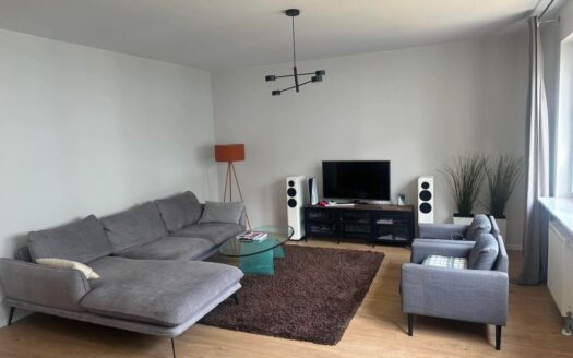 Ciche 72m² + loggia, garaż, komórka, blisko metra